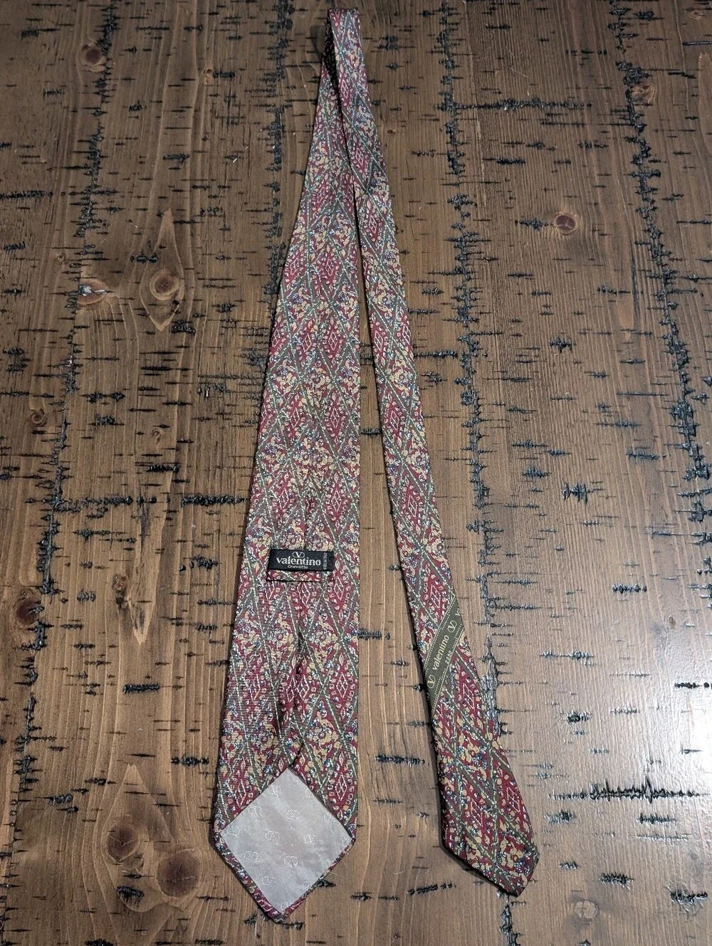VTG- Valentino 100% Silk Abstract Tie